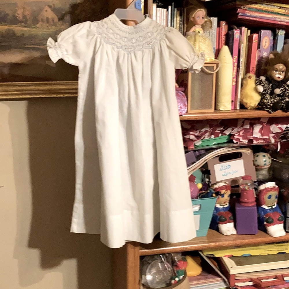 White flower dress newborn